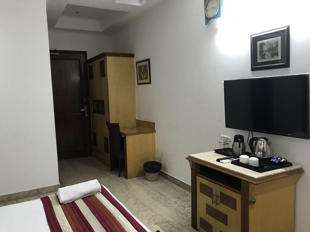 Tjs Royal Hotel Delhi Kültér fotó