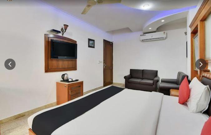 Tjs Royal Hotel Delhi Kültér fotó